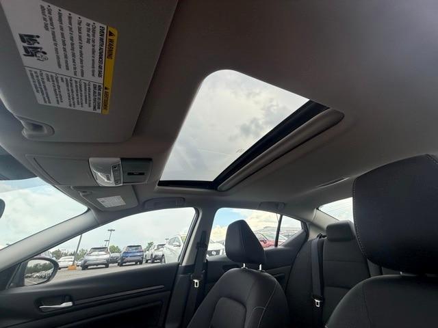 new 2025 Nissan Altima car