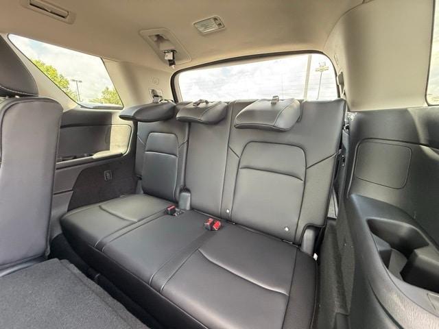 new 2025 Nissan Pathfinder car, priced at $43,049