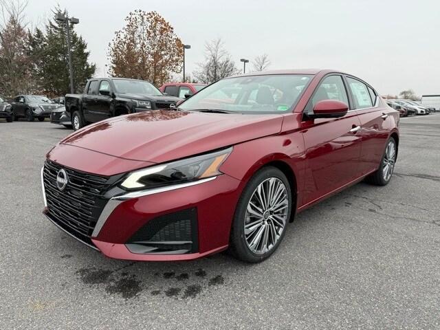 new 2025 Nissan Altima car, priced at $33,384