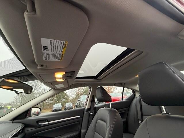 new 2025 Nissan Altima car, priced at $33,384