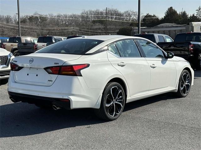 new 2024 Nissan Altima car, priced at $30,116