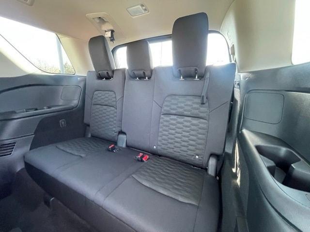 new 2025 Nissan Pathfinder car, priced at $42,272