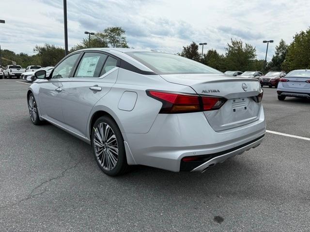 new 2025 Nissan Altima car, priced at $33,020