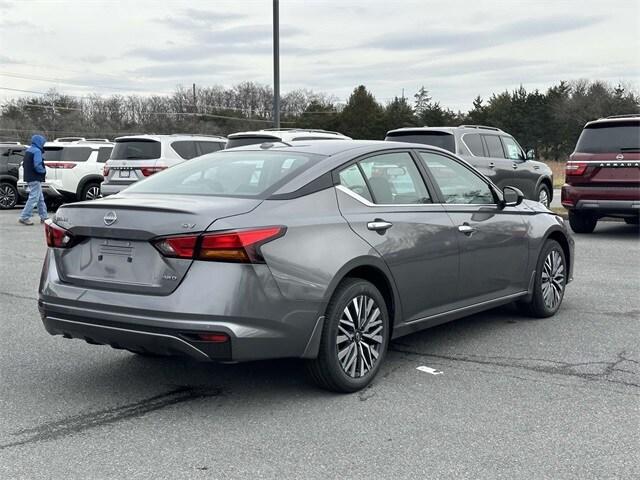 new 2024 Nissan Altima car, priced at $25,467