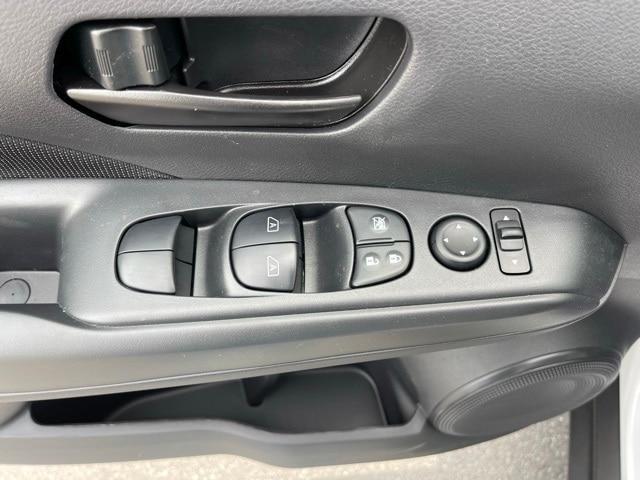 new 2025 Nissan Kicks Play car, priced at $23,179