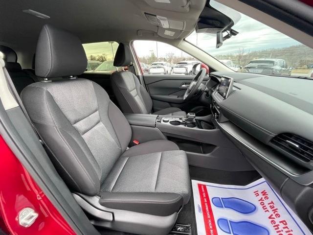 new 2025 Nissan Rogue car, priced at $32,735