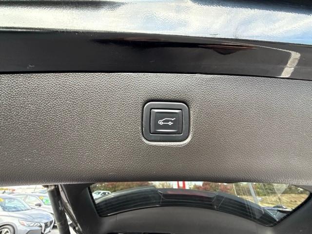 used 2022 Chevrolet Blazer car, priced at $25,900