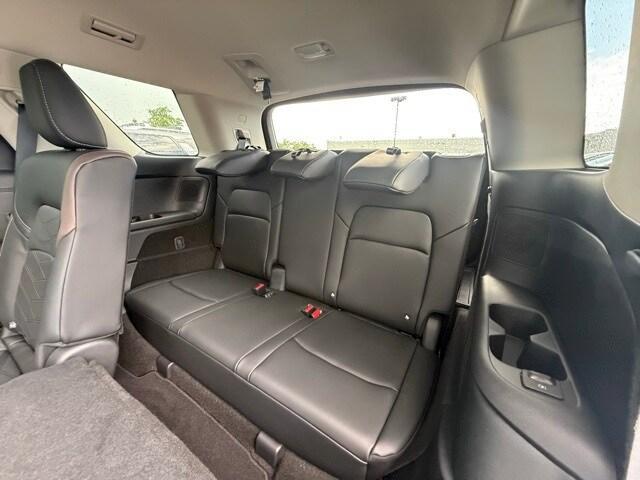 new 2025 Nissan Pathfinder car, priced at $46,102