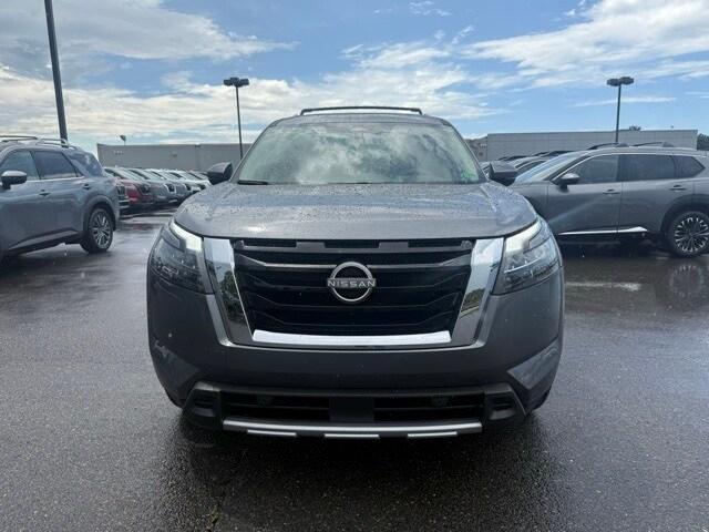 new 2025 Nissan Pathfinder car, priced at $46,102