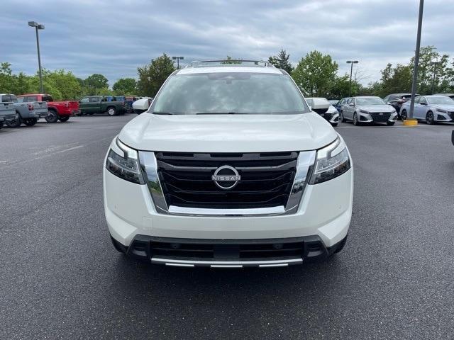 new 2024 Nissan Pathfinder car, priced at $43,840