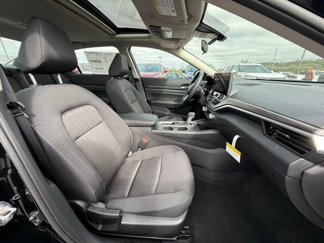 new 2025 Nissan Altima car, priced at $27,950