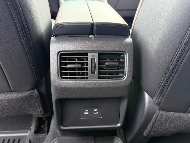 new 2025 Nissan Rogue car