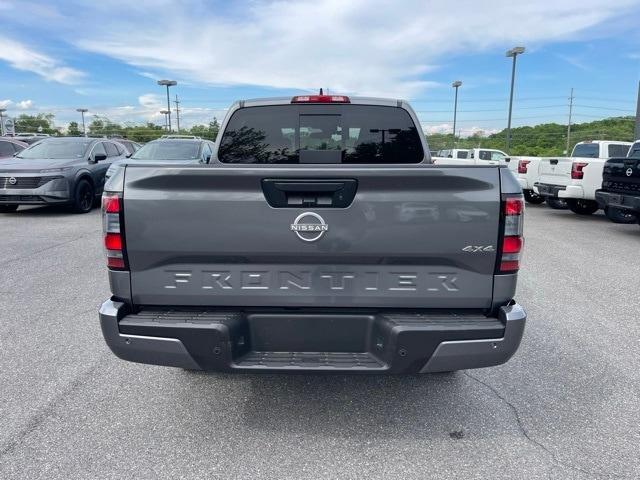 new 2025 Nissan Frontier car, priced at $38,622