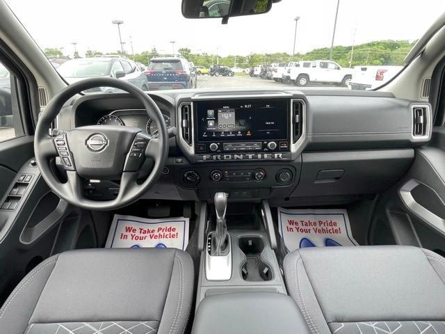 new 2025 Nissan Frontier car, priced at $38,622