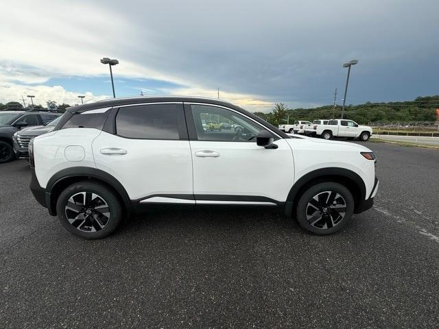new 2025 Nissan Kicks car, priced at $28,533