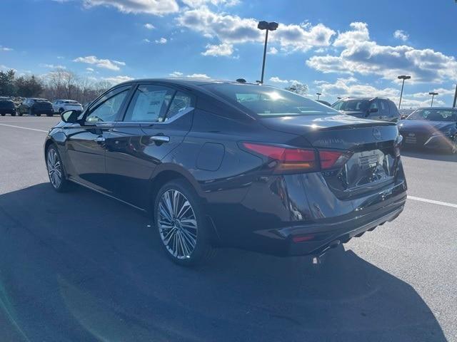 new 2025 Nissan Altima car, priced at $34,122