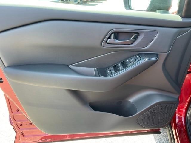 new 2025 Nissan Rogue car, priced at $31,825