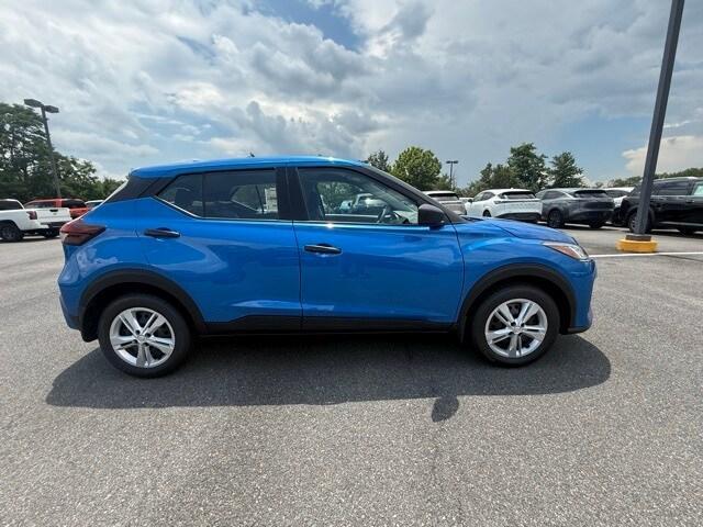 new 2025 Nissan Kicks Play car, priced at $23,257