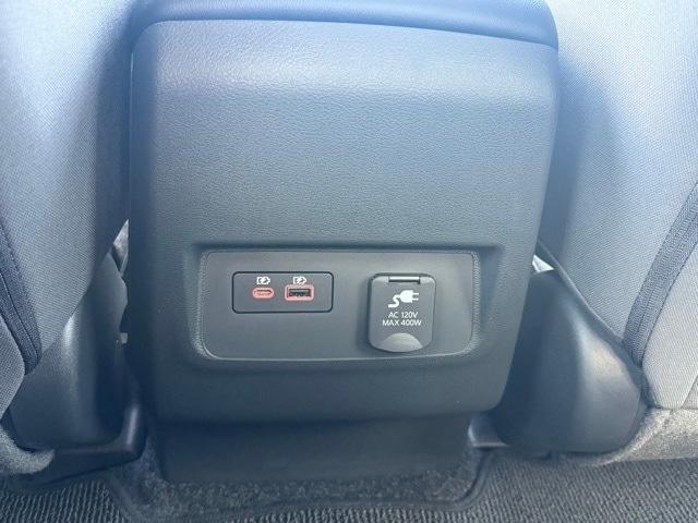 new 2025 Nissan Frontier car, priced at $40,538