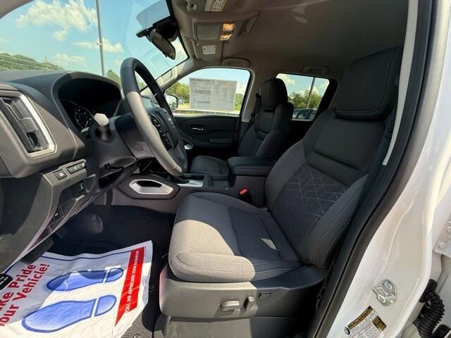 new 2025 Nissan Frontier car, priced at $40,538