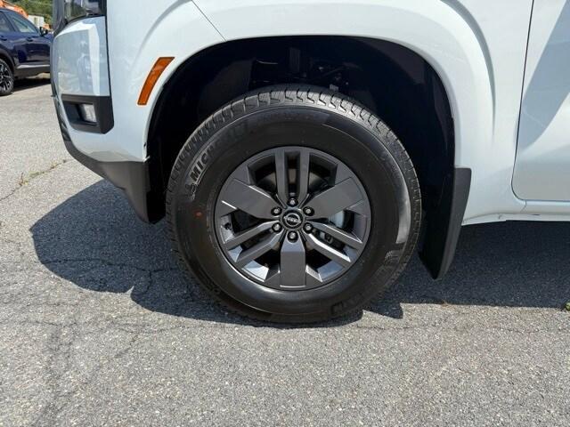 new 2025 Nissan Frontier car, priced at $40,538