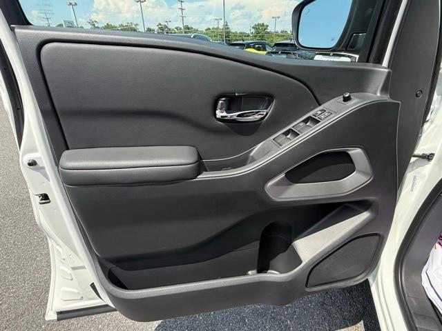 new 2025 Nissan Frontier car, priced at $40,538