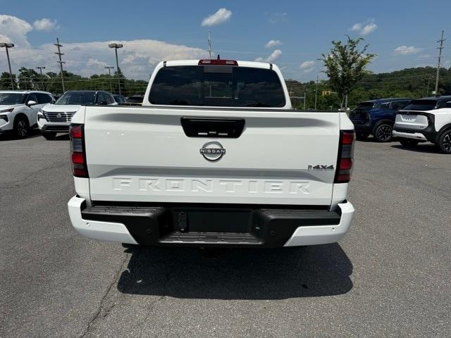 new 2025 Nissan Frontier car, priced at $40,538