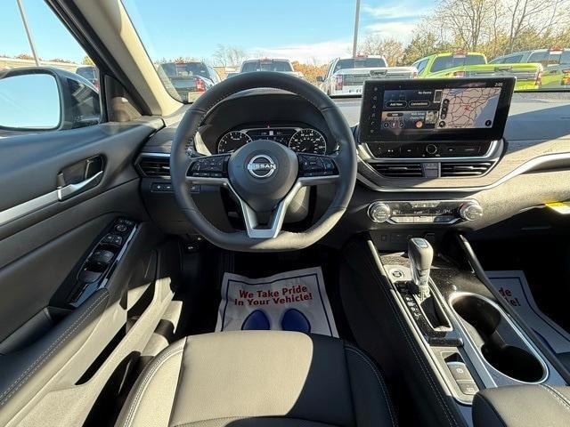 new 2025 Nissan Altima car, priced at $32,978
