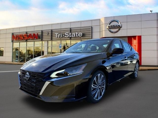 new 2025 Nissan Altima car, priced at $32,978