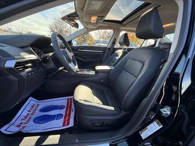 new 2025 Nissan Altima car, priced at $32,978