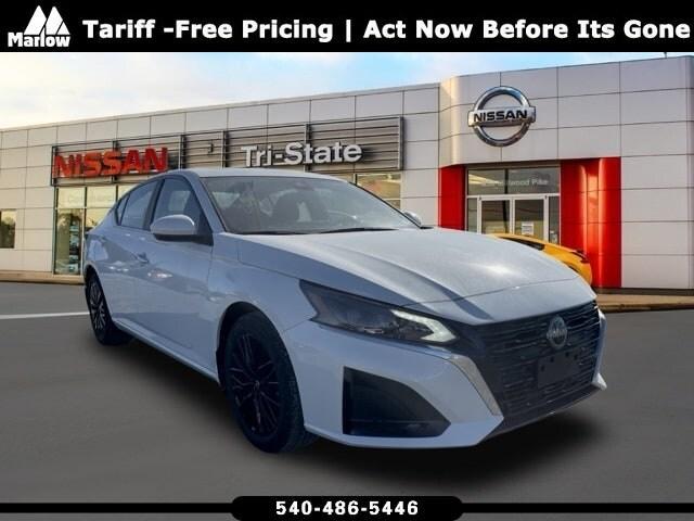 new 2025 Nissan Altima car