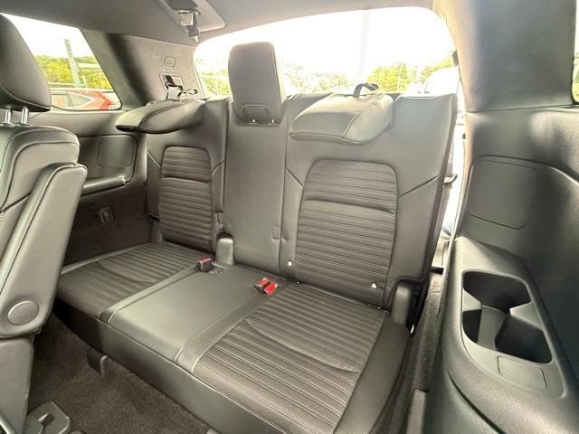 new 2025 Nissan Pathfinder car, priced at $39,073