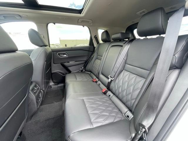 new 2025 Nissan Rogue car, priced at $44,972