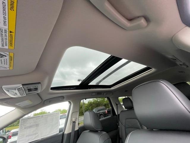 new 2025 Nissan Pathfinder car, priced at $50,867