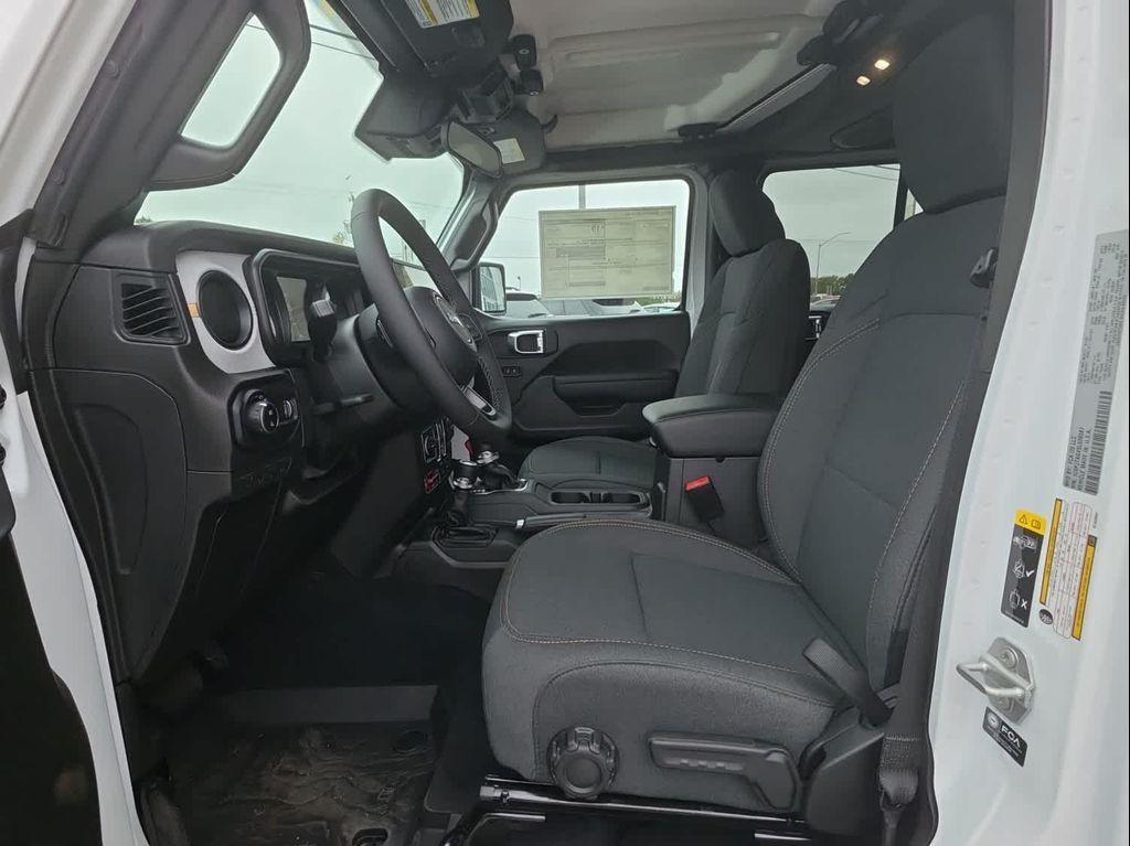 new 2025 Jeep Gladiator car, priced at $47,491