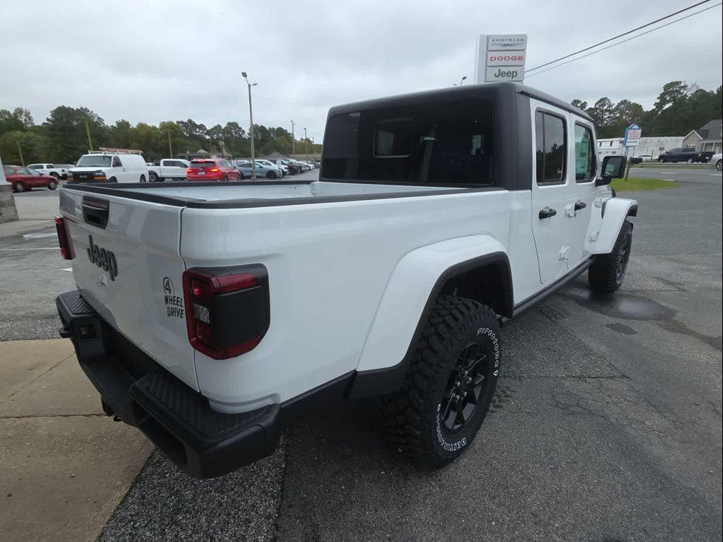 new 2025 Jeep Gladiator car, priced at $47,491