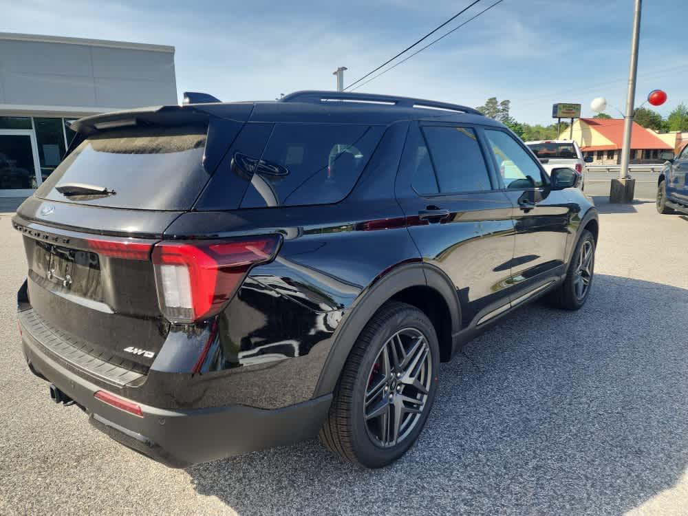 new 2025 Ford Explorer car, priced at $48,607
