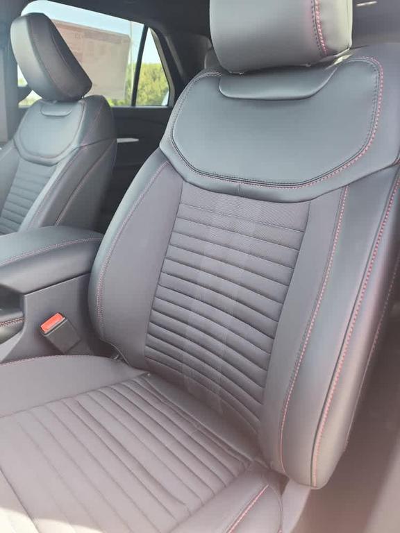 new 2025 Ford Explorer car, priced at $48,607