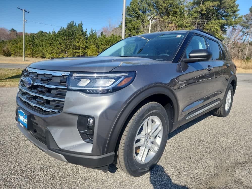 new 2025 Ford Explorer car, priced at $43,396
