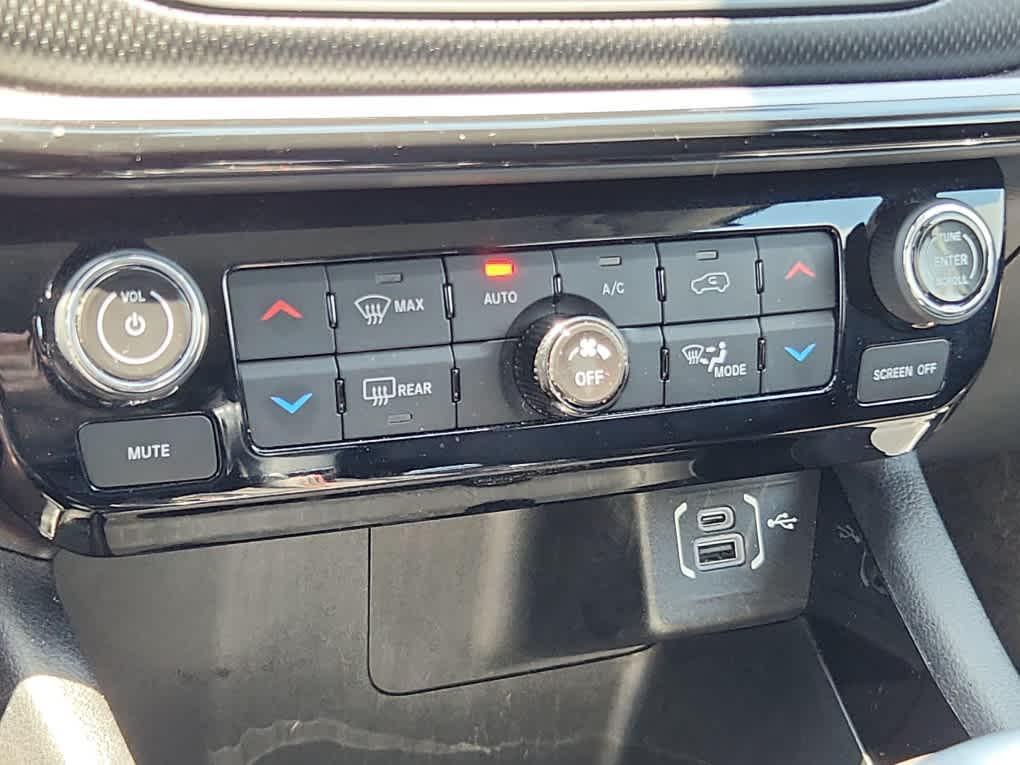 used 2022 Jeep Compass car, priced at $25,302