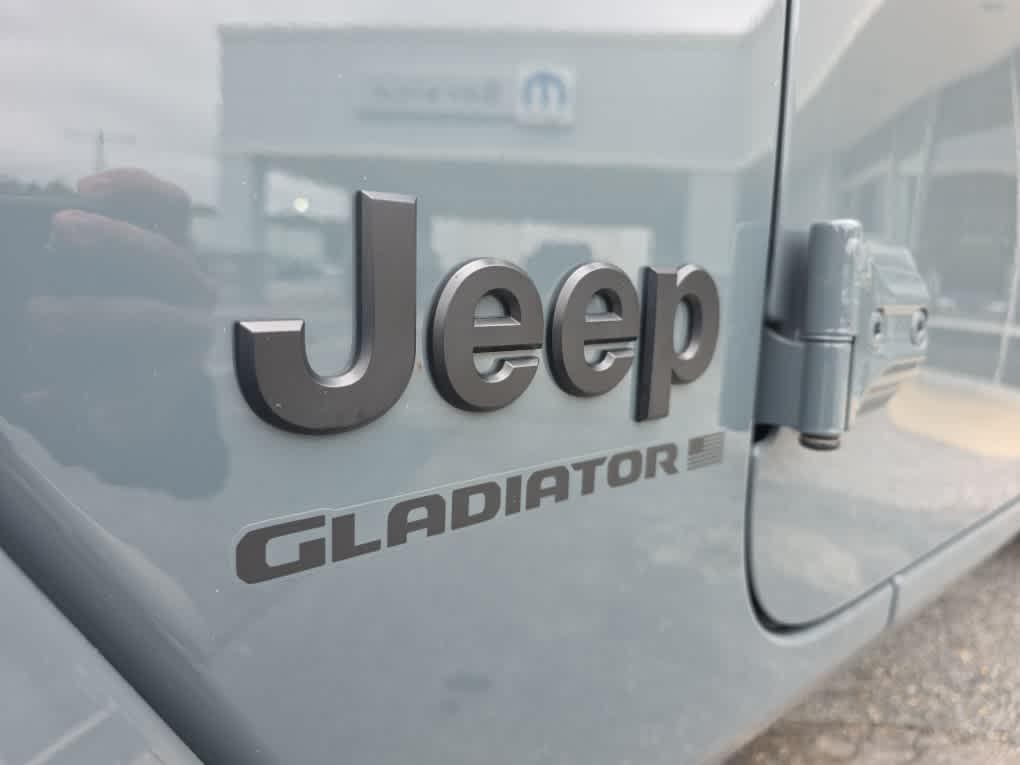 new 2025 Jeep Gladiator car, priced at $46,991
