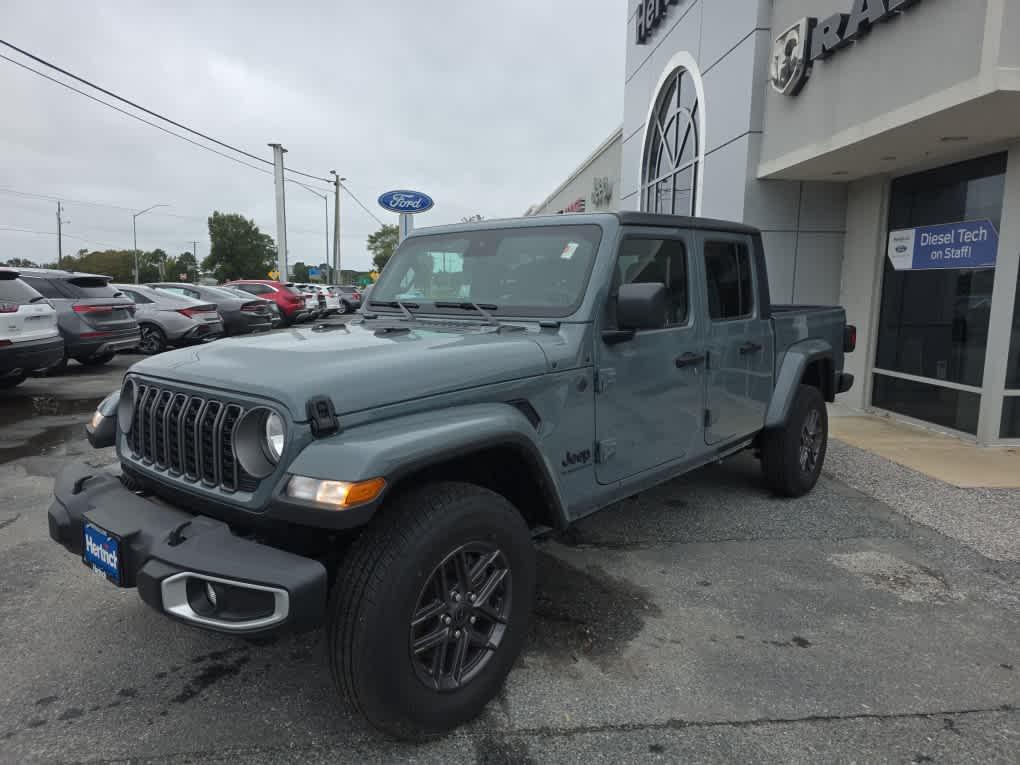 new 2025 Jeep Gladiator car, priced at $46,991