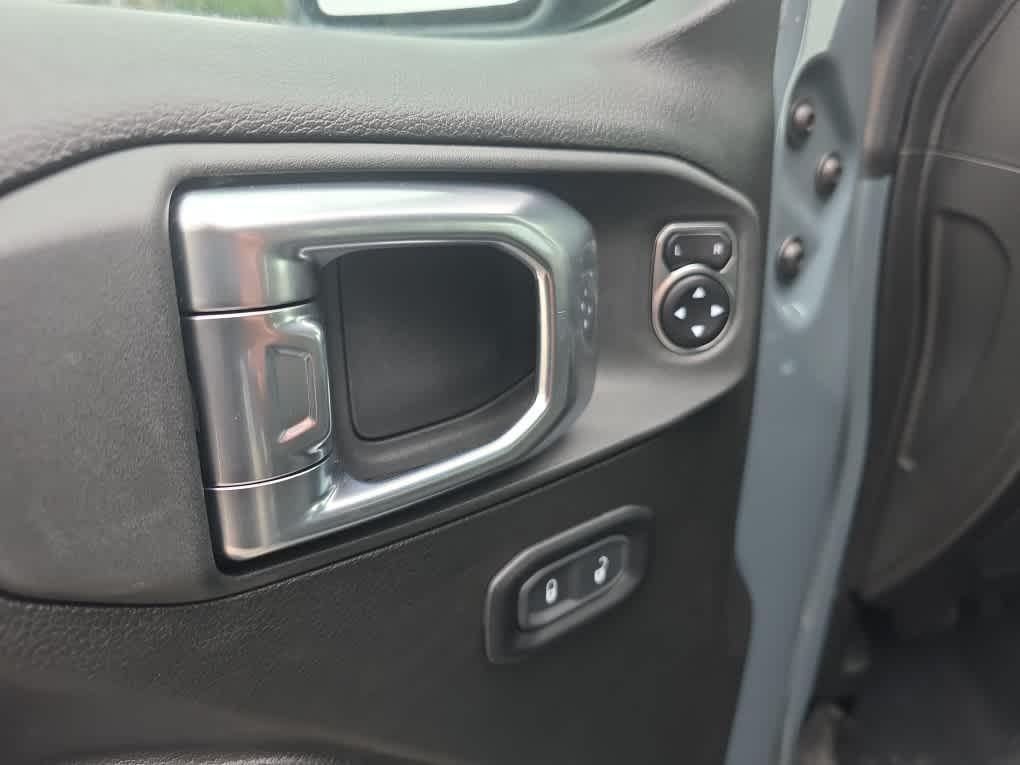 new 2025 Jeep Gladiator car, priced at $46,991