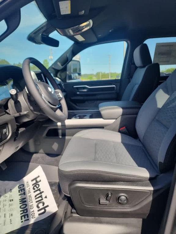 new 2025 Ram 1500 car, priced at $56,476