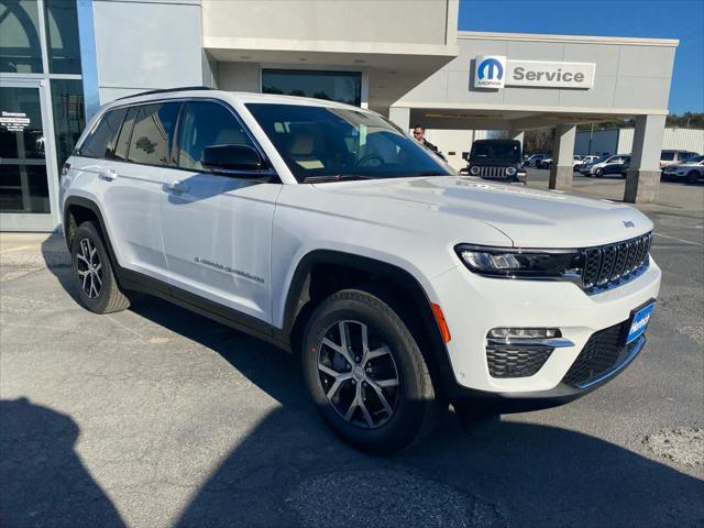 new 2025 Jeep Grand Cherokee car, priced at $54,910