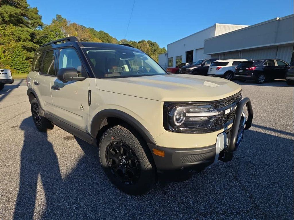 new 2025 Ford Bronco Sport car, priced at $41,303