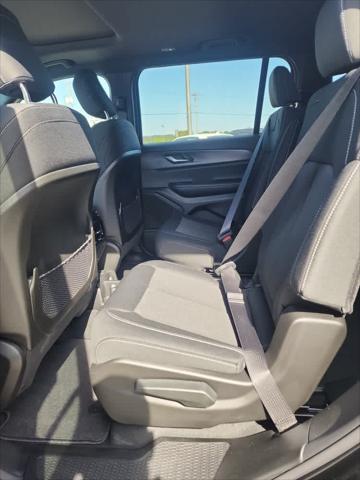 new 2025 Jeep Grand Cherokee L car, priced at $46,715