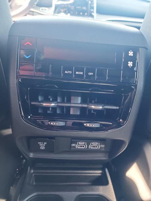 new 2025 Jeep Grand Cherokee L car, priced at $43,588