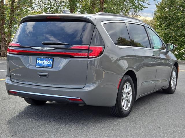 used 2022 Chrysler Pacifica car, priced at $23,000