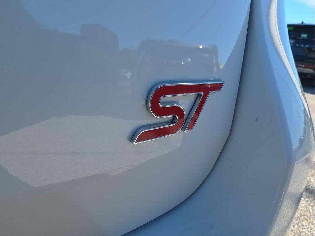 new 2025 Ford Explorer car, priced at $59,491